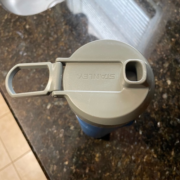 Stanley Evolution Water Bottle - Picture 6 of 8